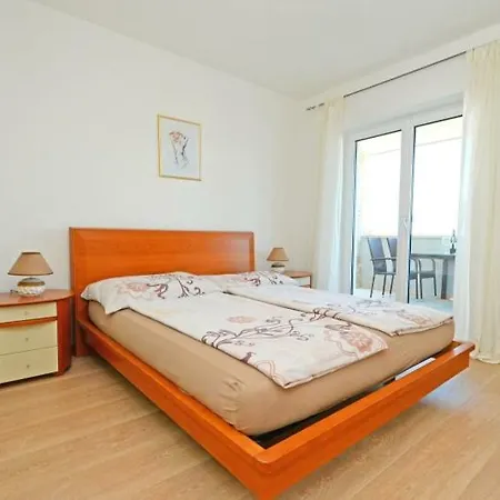 Appartments Milena *