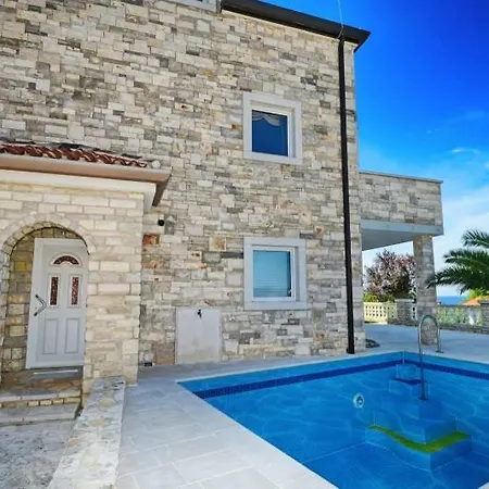 Appartments Milena *